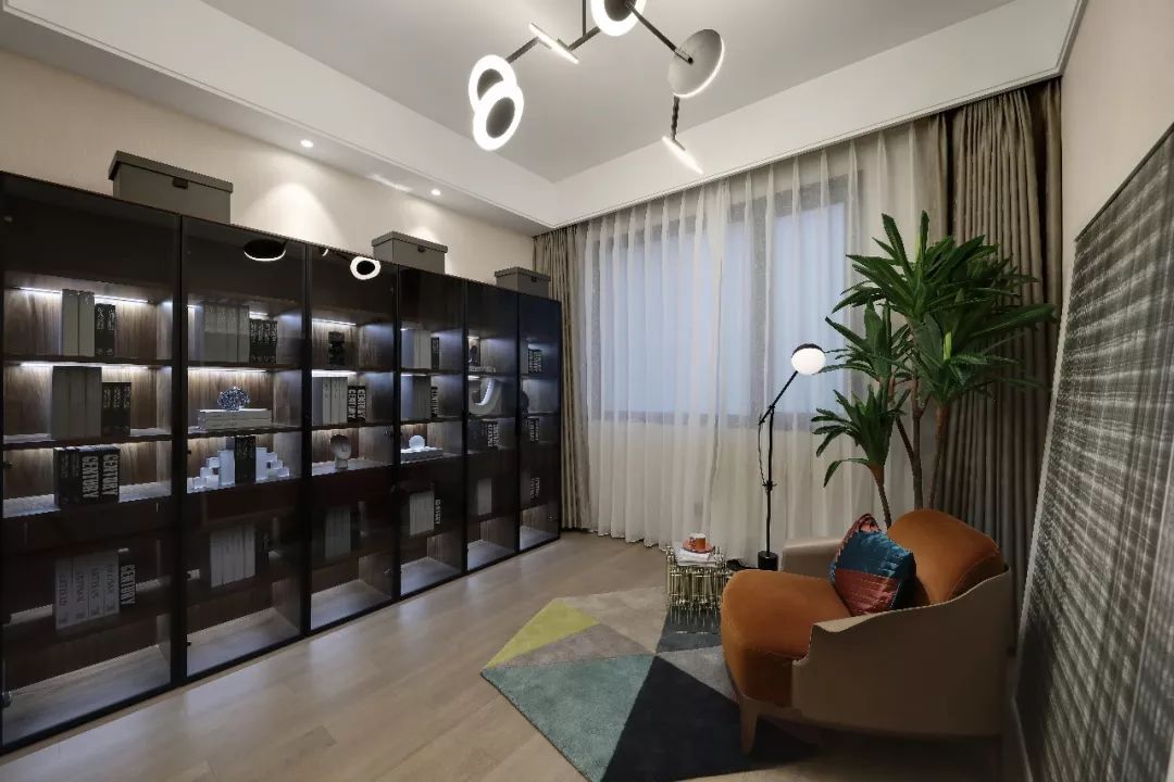 远洋·天著春秋平墅样板间 | 热带雨林与现代都市的完美融合-61