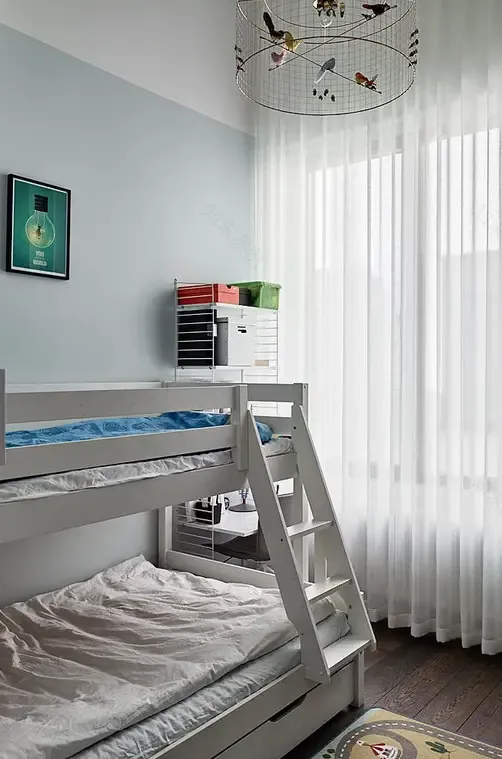 旧工厂中的柔和粉彩空间-15