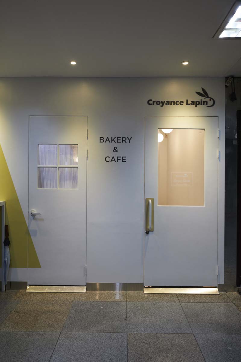 现代简约风 10 坪咖啡厅，打造温馨美食空间-10