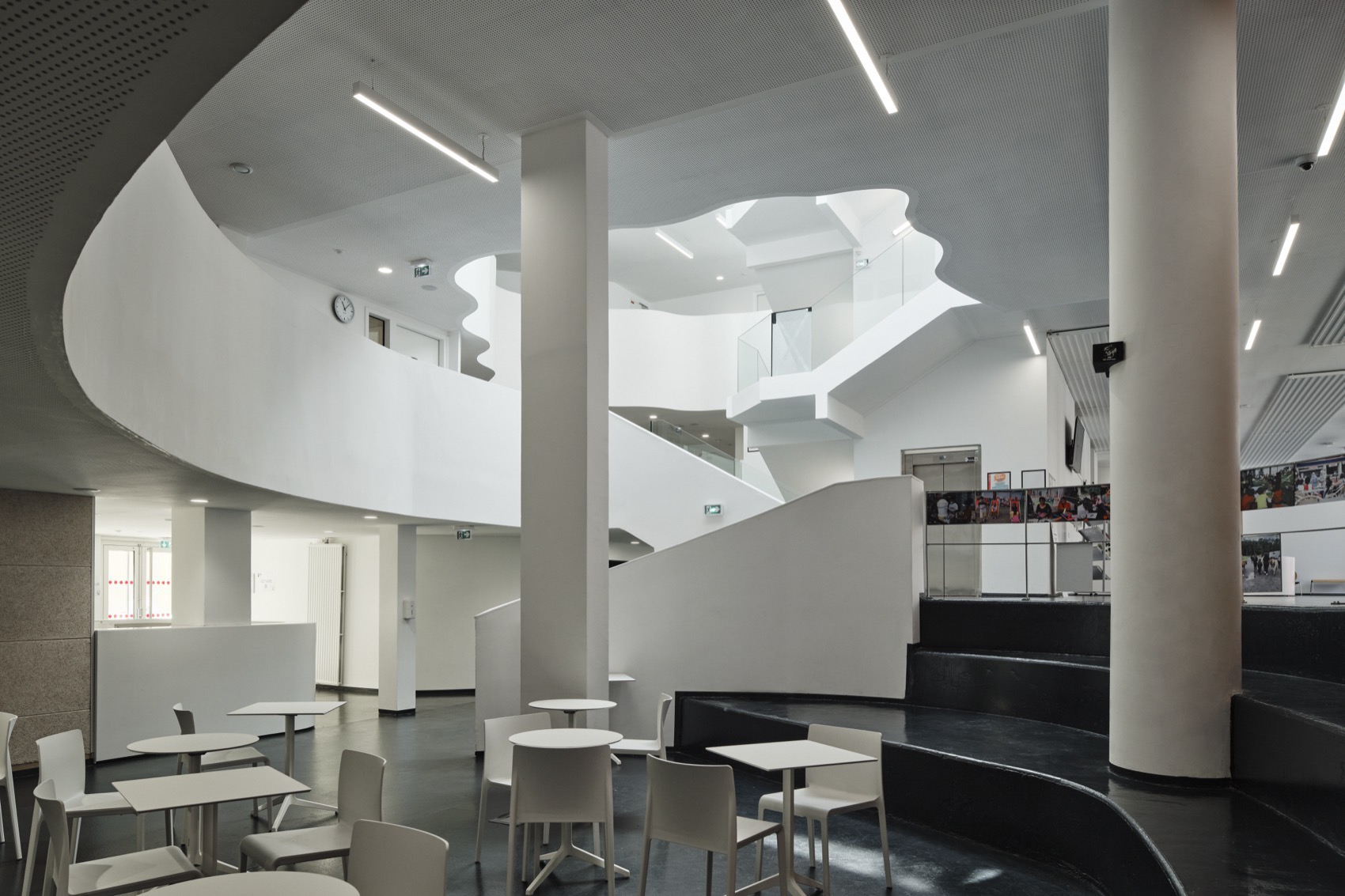 赛尔吉蓬图瓦兹市文化中心,法国 / Jean-Pierre Lott-10