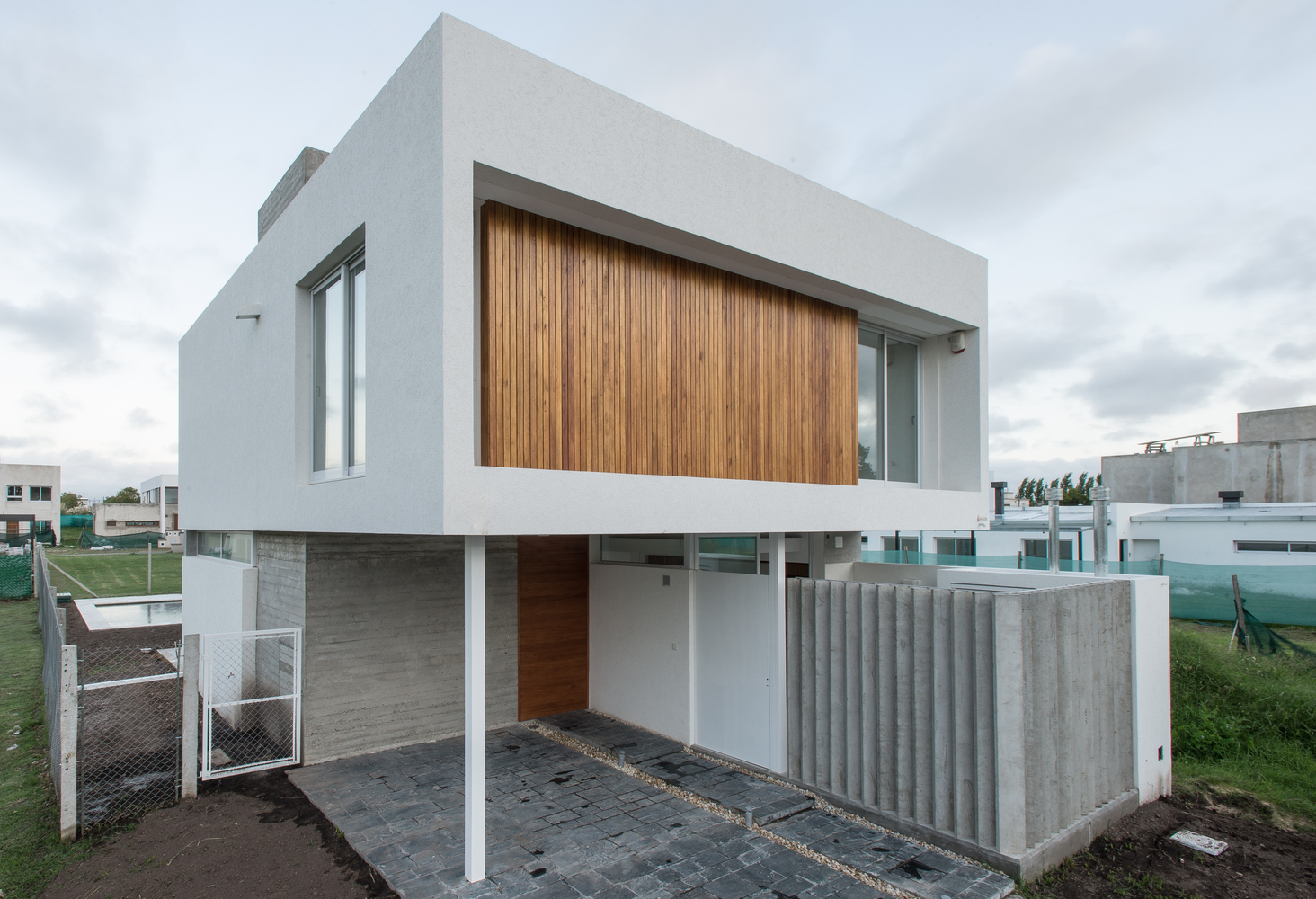 阿根廷紧凑型家庭住宅 · JL House-12