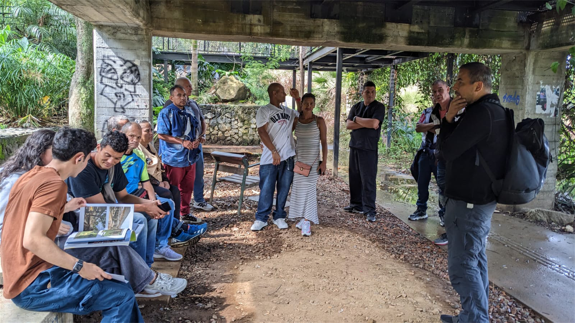 自然的生长花园PRADO PARK / Edgar Mazo-47