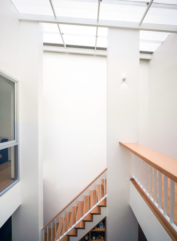 废弃联排别墅的轻盈翻新-51