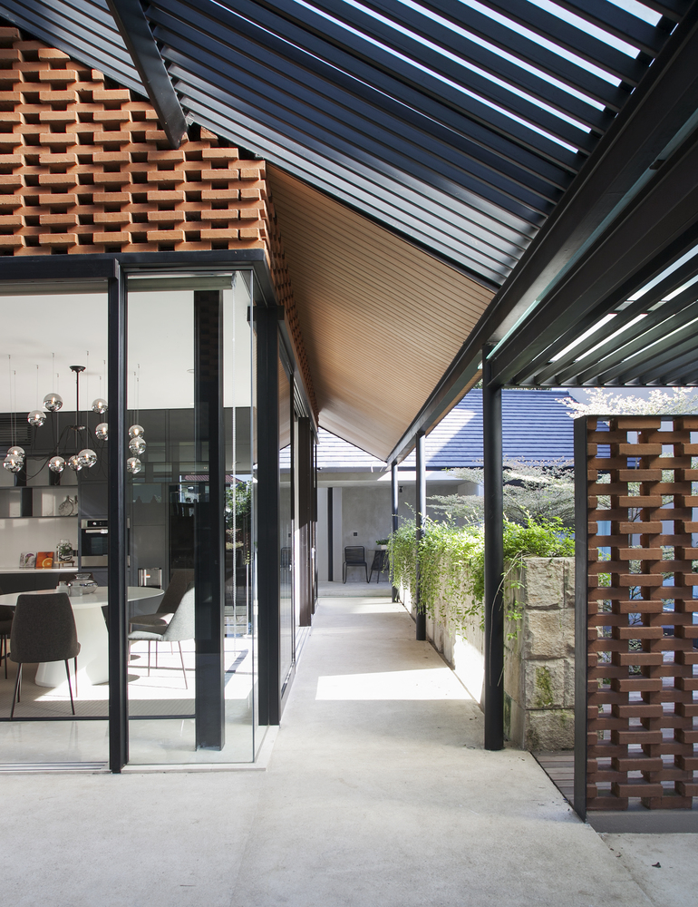 印尼马朗绿色梯田住宅 | 自然通风与光线的巧妙融合-69