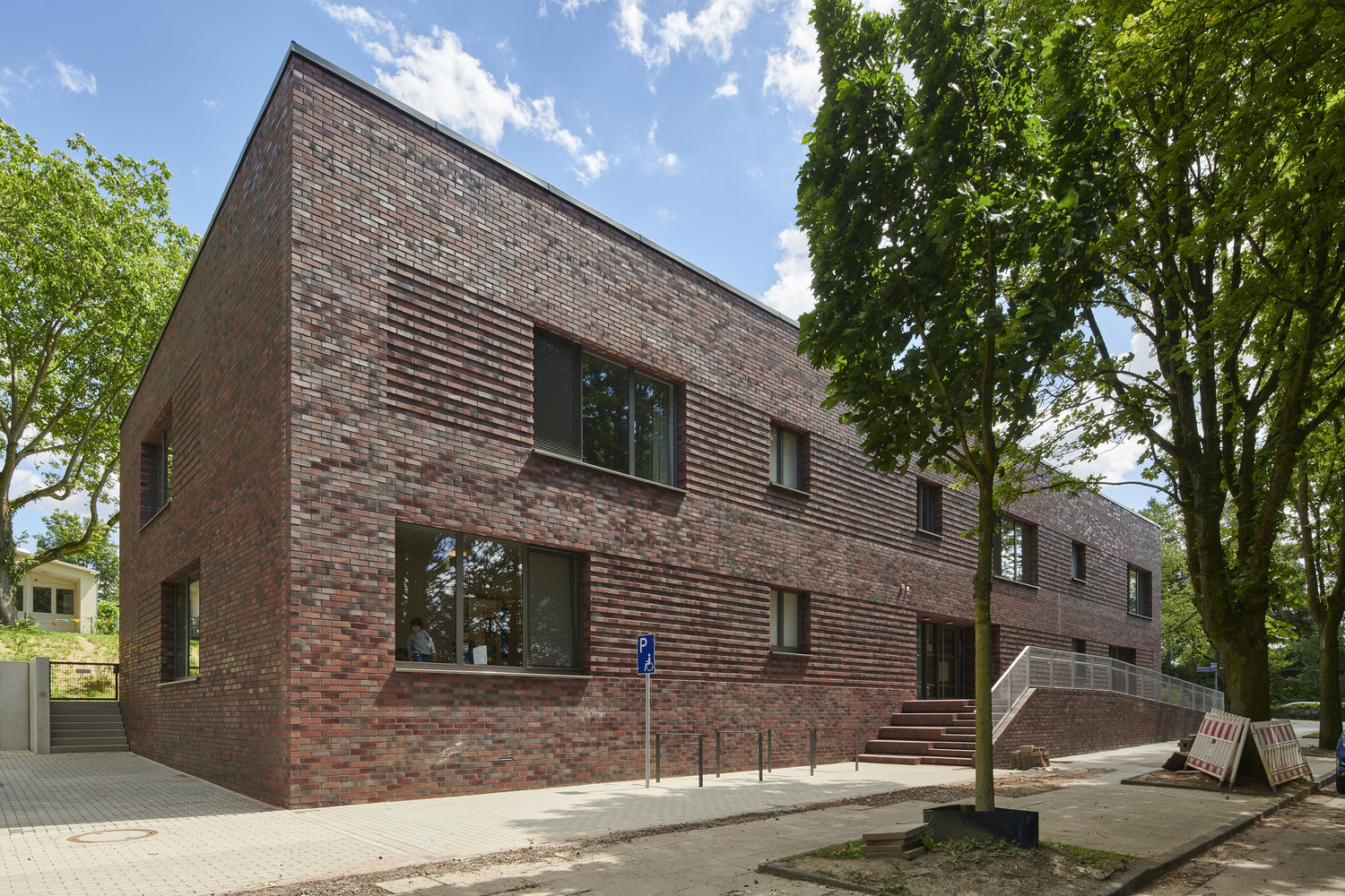 德国 Kleine Quelle 日托中心丨Böll Architekten-5