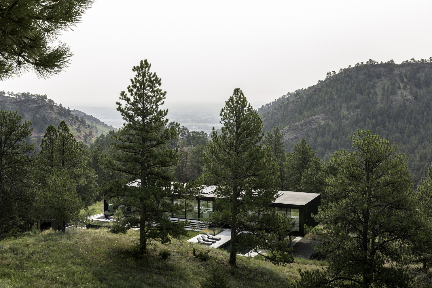 模糊之居，镜像山景的现代艺术空间-38