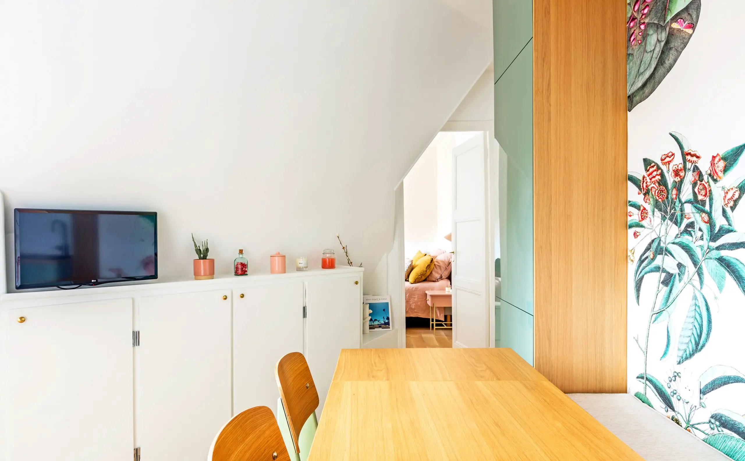 巴黎 30m2 多彩小户型公寓设计-7