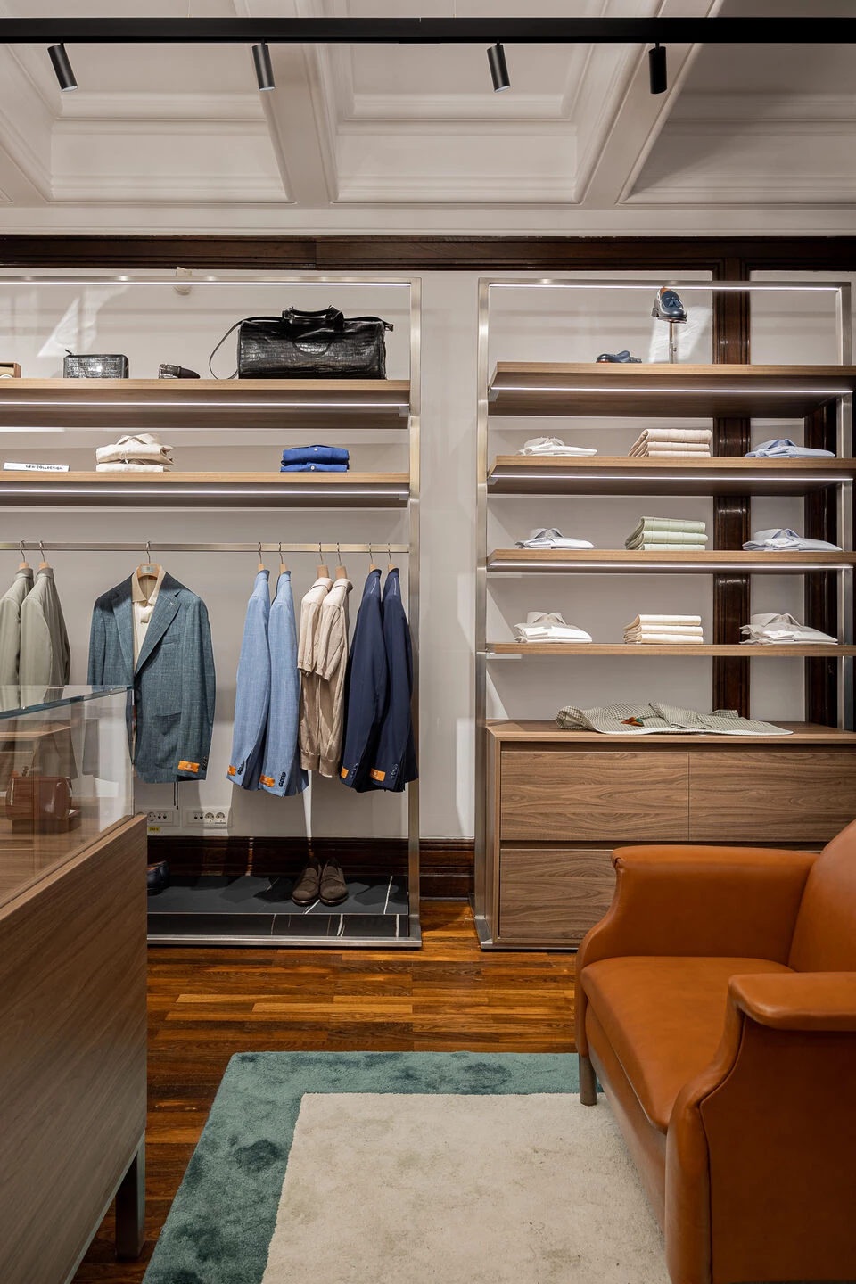 FLORENTINO DELURE 布加勒斯特展厅丨罗马尼亚布加勒斯特丨AB+Partners-24