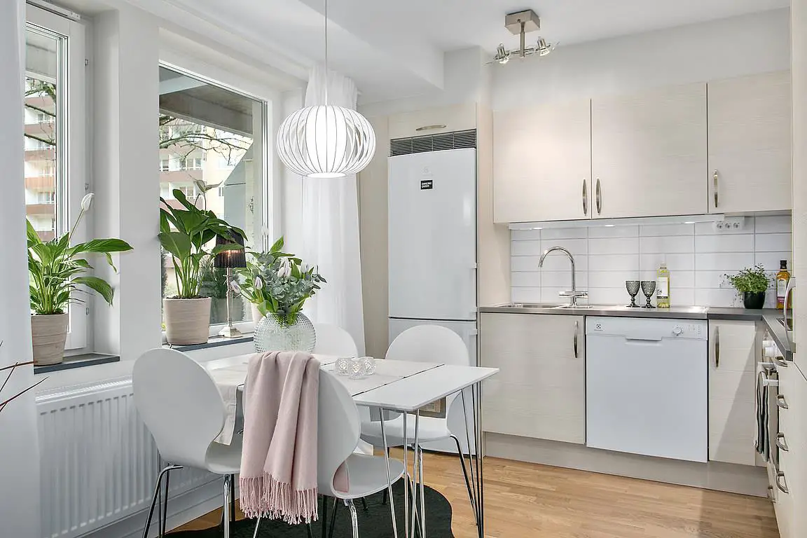 柔美粉红，为灰色空间注入女性魅力-8