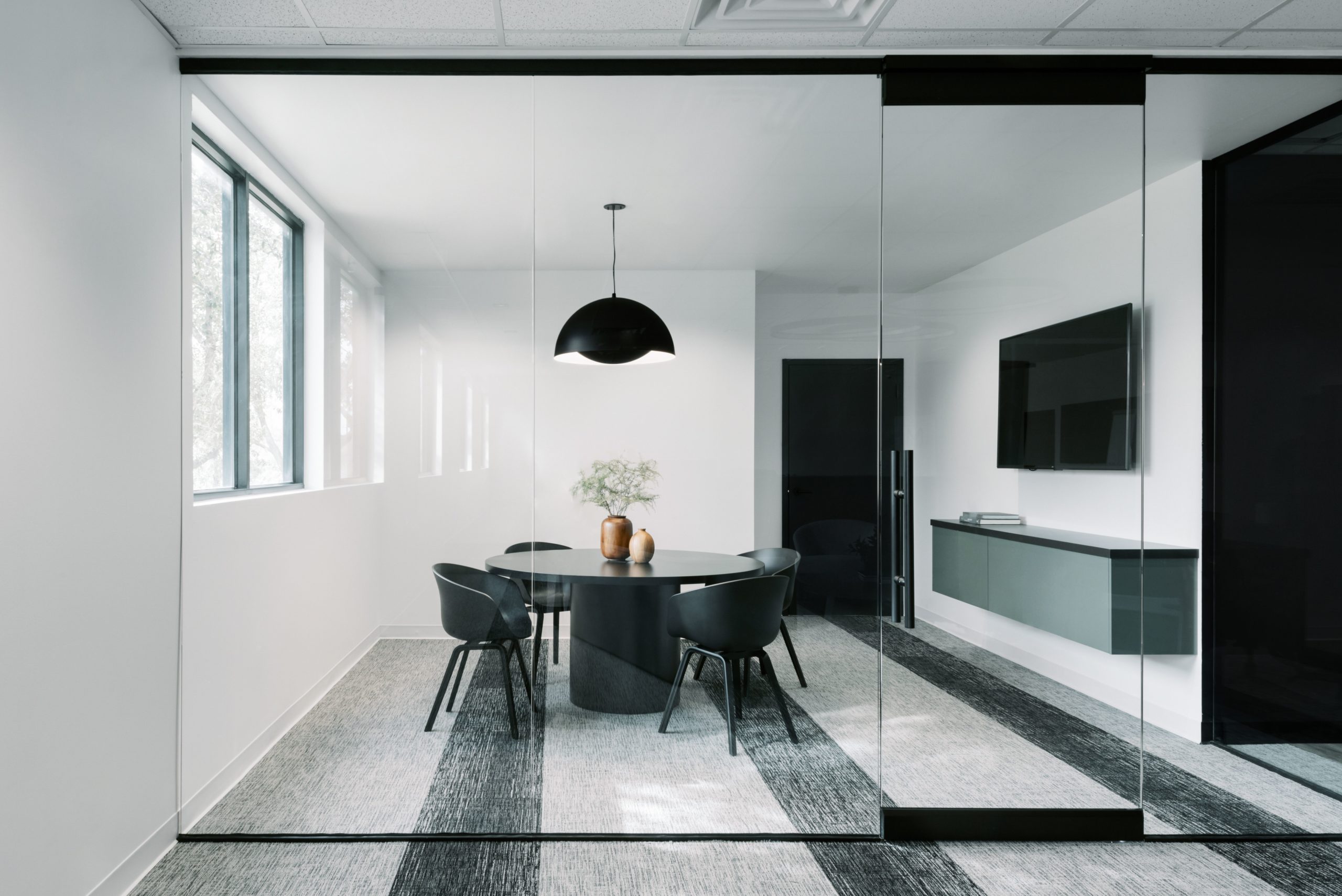 现代品质,精湛工艺——Contour Interior Design 的 Moderno 展示空间-33