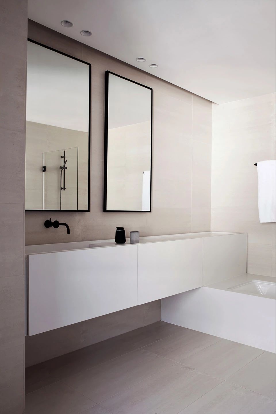 马德里极简住宅-72