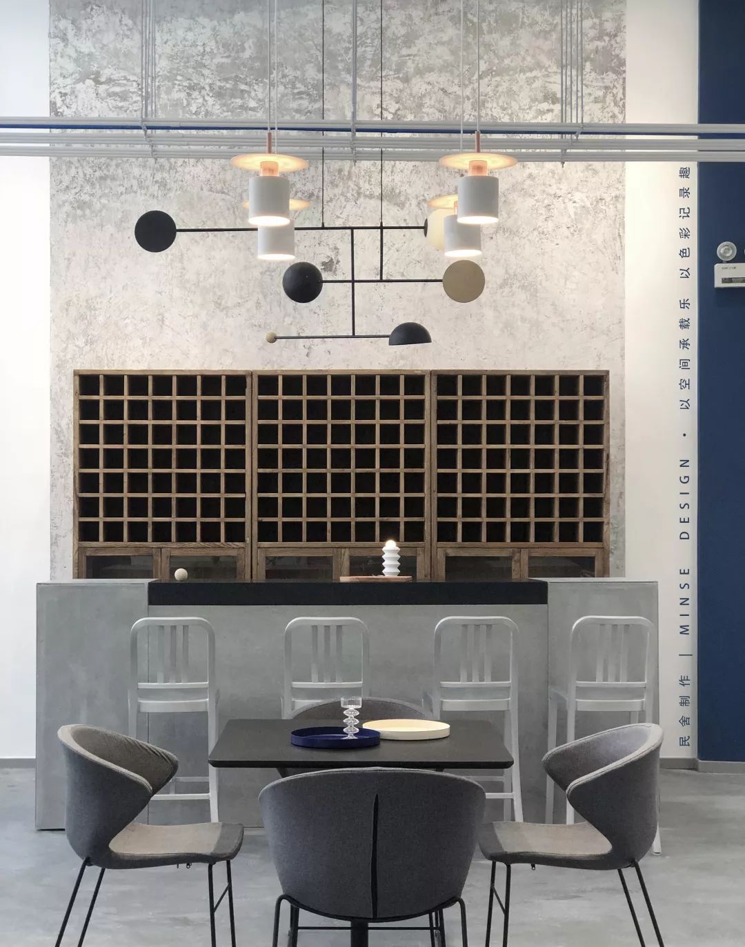 杭州富春江畔的克莱因蓝商业空间-27