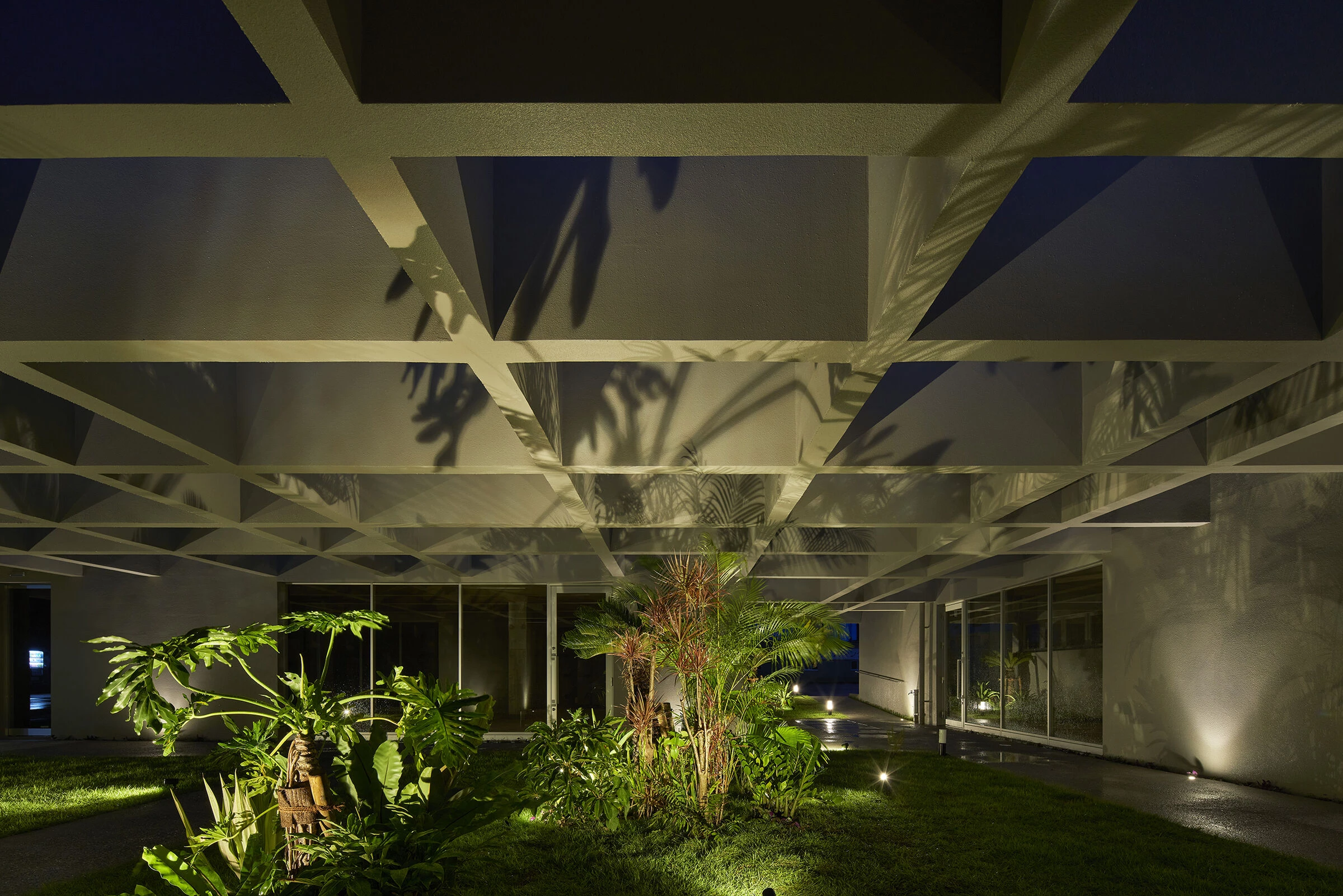 M·大楼丨日本冲绳丨Yohei Kawashima architects inc.-15