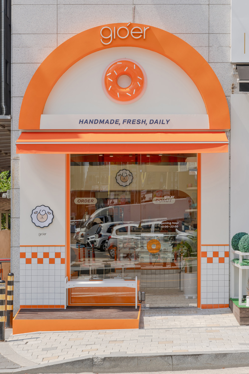 12 平米橙色调公寓设计，打造舒适生活空间-2