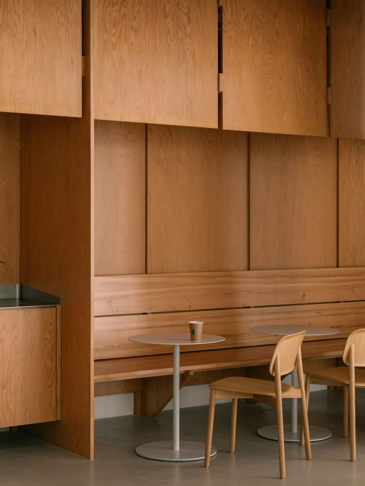 True Black咖啡吧丨印度丨NaaV Studio-43