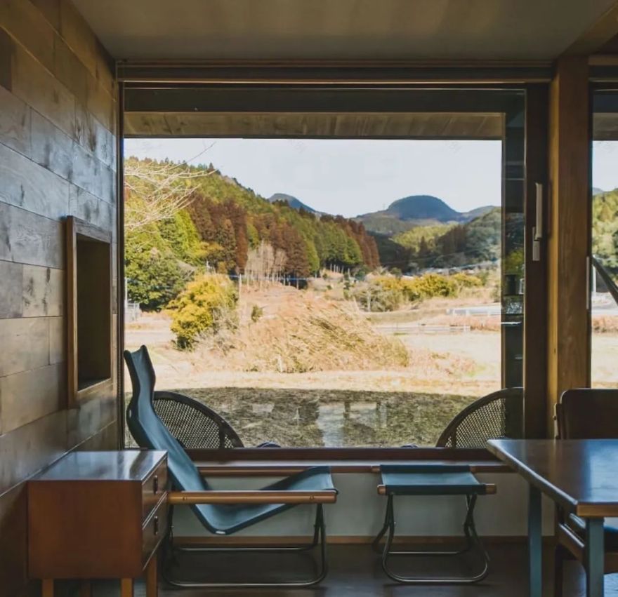 三胎家庭住进深山10年,人均6㎡卧室,却坐拥整片山林-116