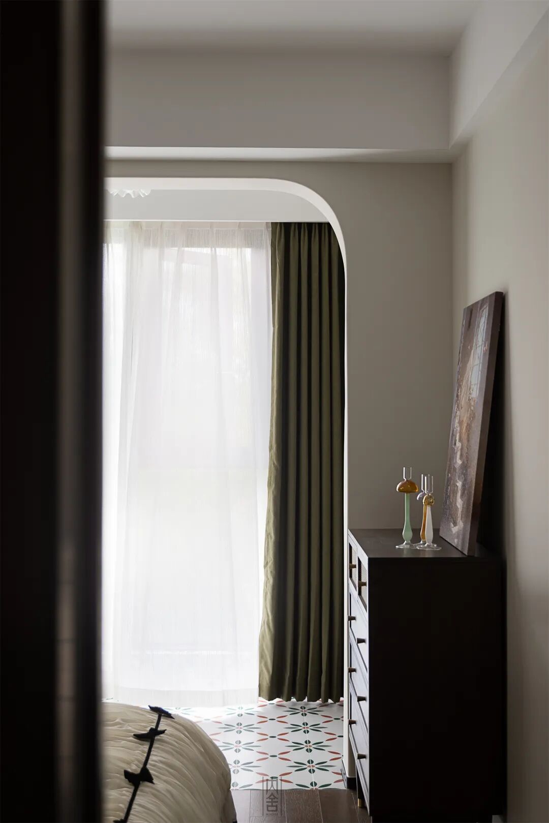 内舍软装丨235㎡下叠法式混搭风，赋予空间由线条、色彩、层次激发出的趣味碰撞！-0