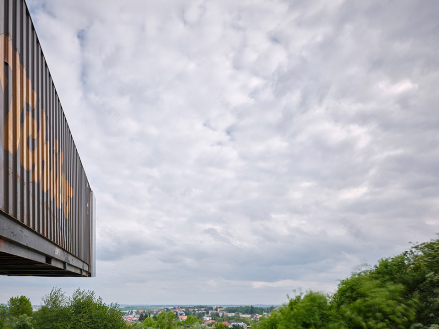 利托米什尔之上瞭望塔丨捷克丨atelier r-14