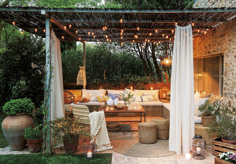 西班牙石屋 | 白色调与自然元素打造的清凉夏日空间-1