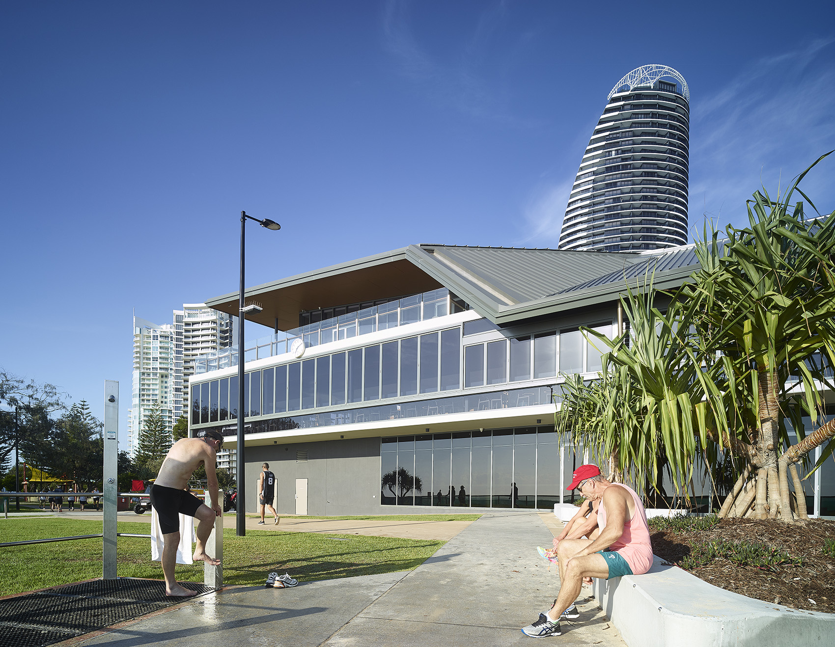 Kurrawa水上救援社团中心,澳大利亚 / Arkhefield-20