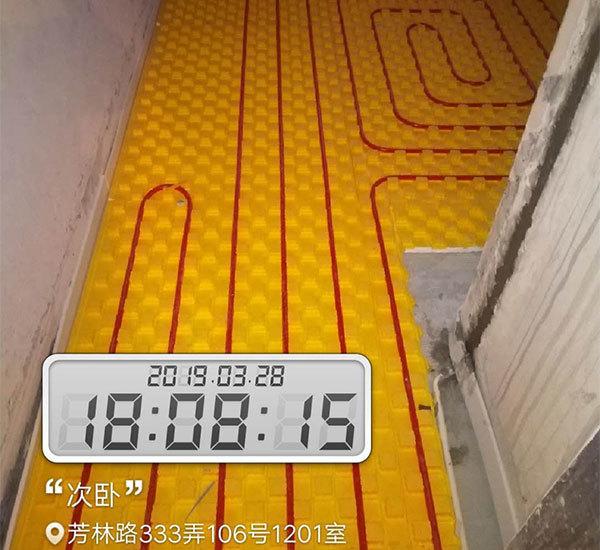 
上海嘉定绿羽蘑菇板地暖安装图_威能炉 -0