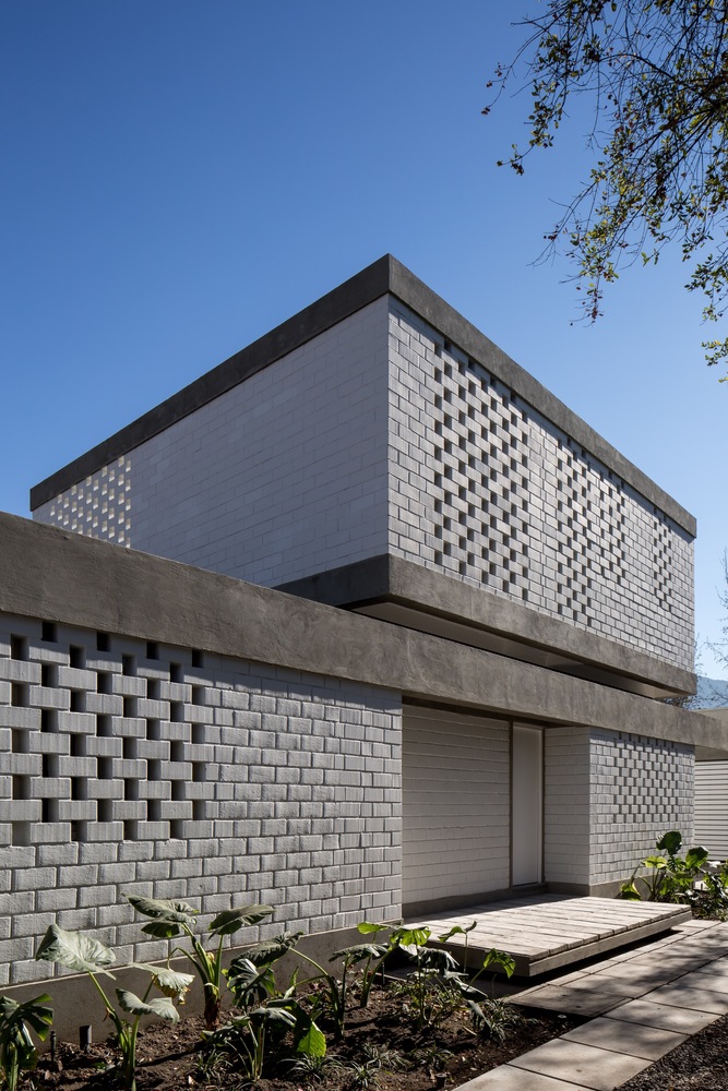 House Viejo III  Max-28