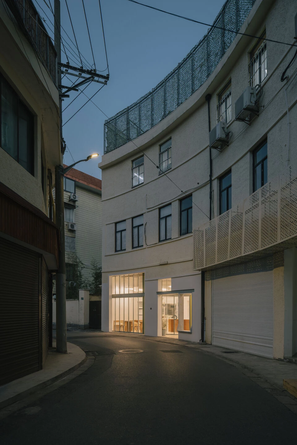 在面包店上方或越过面包店丨中国上海丨Atelier tao+c-31