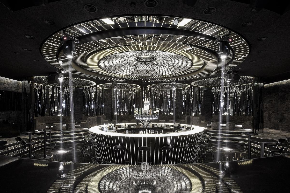 电光石火炫酷俱乐部-12