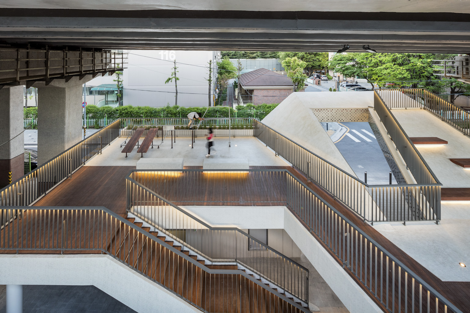 屋顶广场，首尔 / HG-Architecture-19