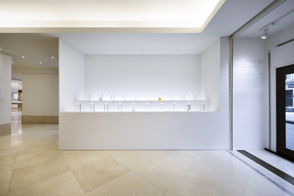 雨滴与花朵 · nendo 为巴黎 Le Bon Marche 打造白色展览-55