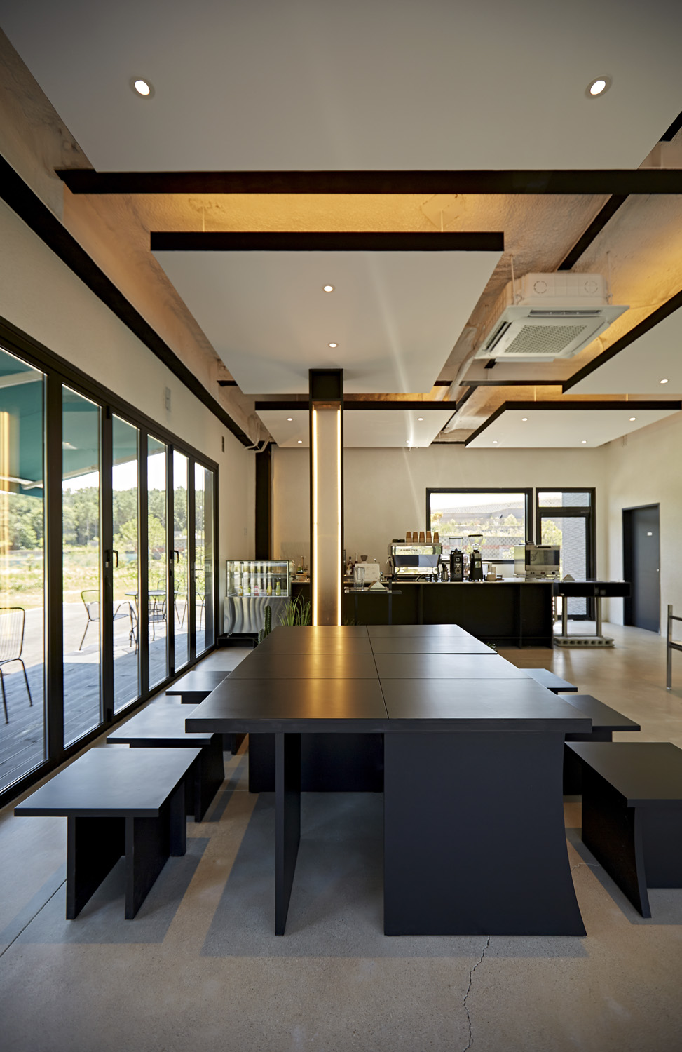 20 平米咖啡厅的照明设计亮点-14