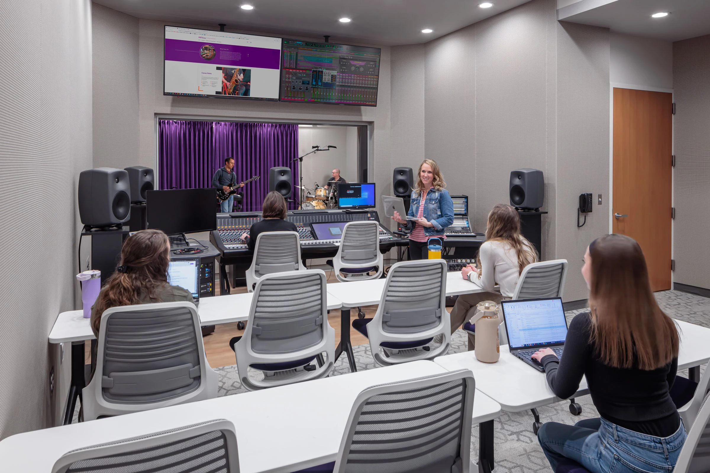 舍内克中心丨美国丨Robert A.M. Stern Architects,BWBR-22