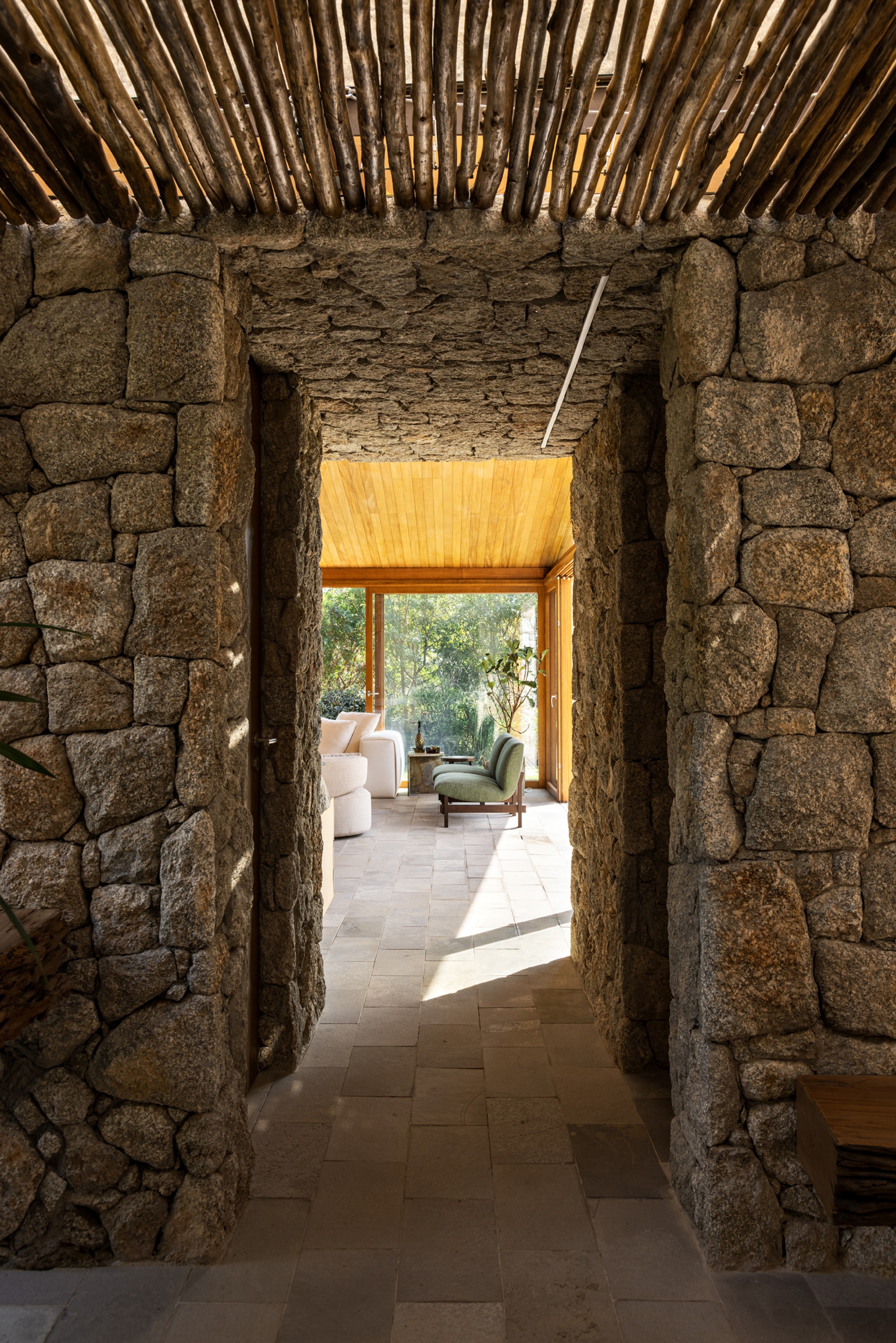 VLP住宅；VLP房屋（注：由于VLP可能是特定的缩写，在没有更多背景信息时，仅从字面翻译为住宅或房屋，若VLP有特定含义，需根据具体语境进一步确定） 丨巴西丨Pascali Semerdjian Arquitetos-45