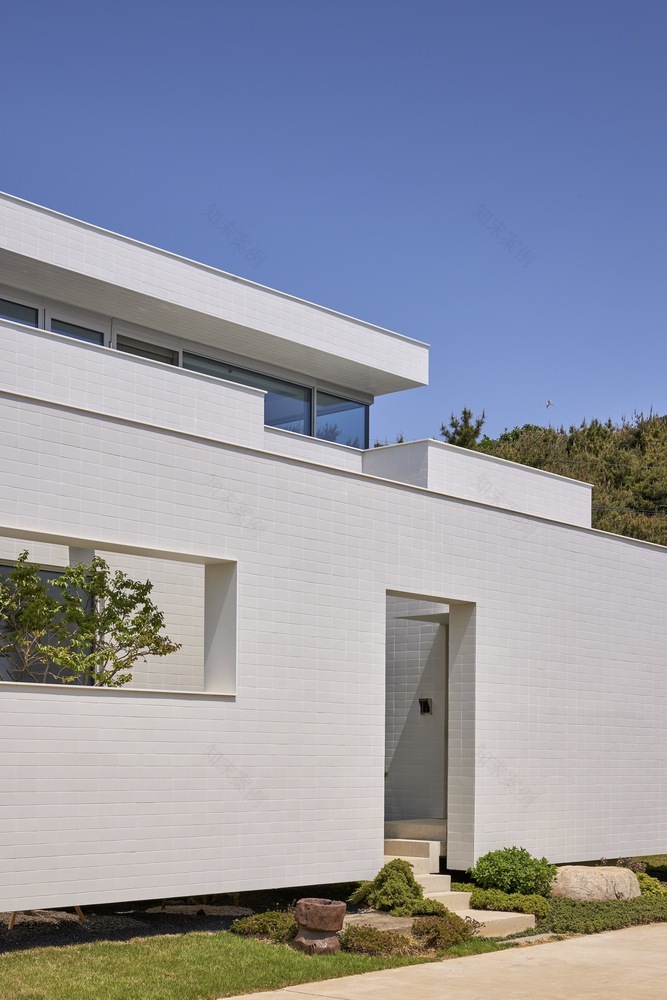 Square House · 漂浮的度假胜地-29