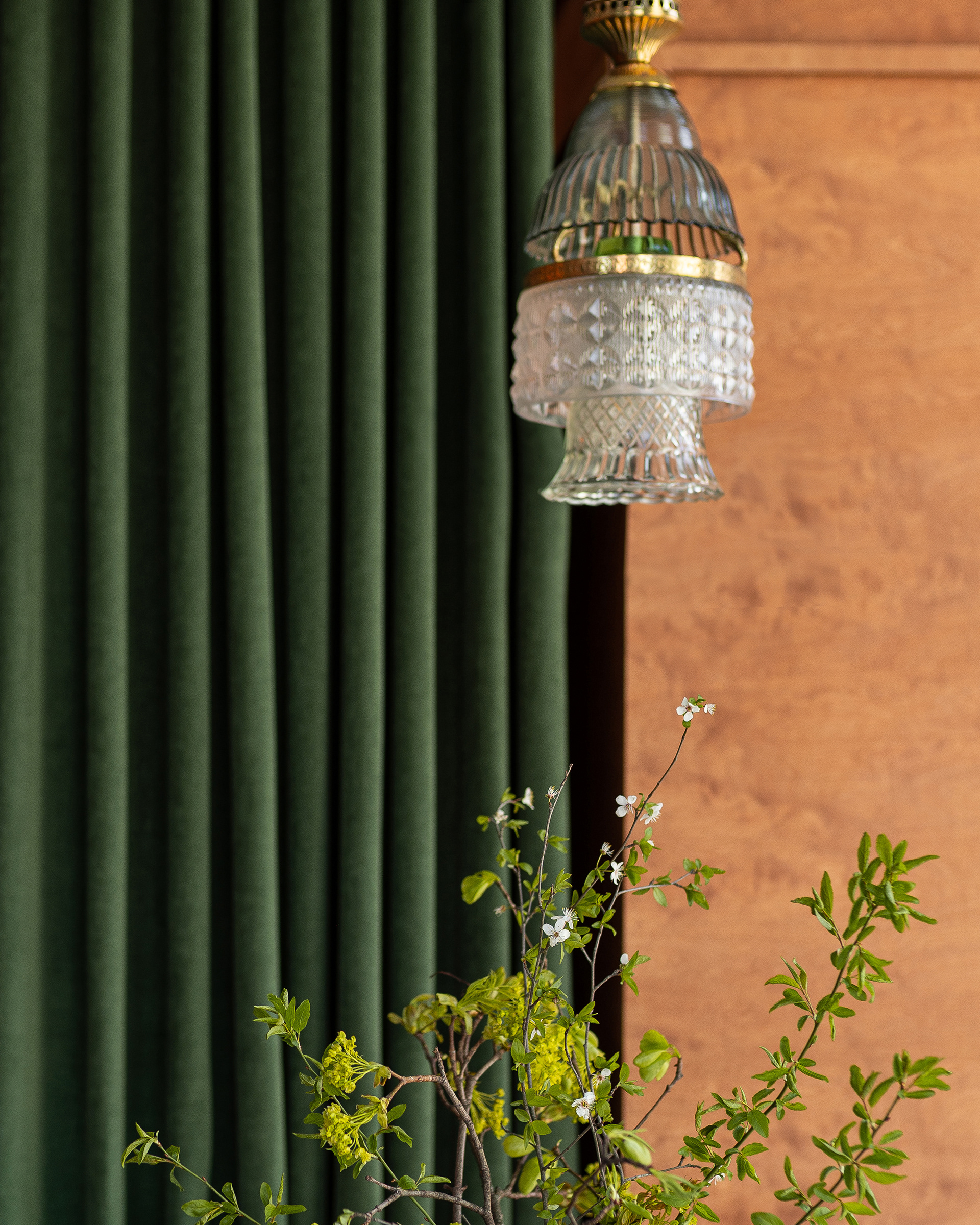 爱芝野甜品酒吧

注：由于OI CHI YE可能并非常见词汇，推测为品牌名音译，这里按发音给出一种可能的翻译，若有特定含义请提供更多背景信息 丨乌克兰基辅-18