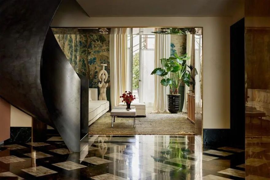 MONCLER继承人的米兰宅邸:意式美学的沉浸式叙事-0