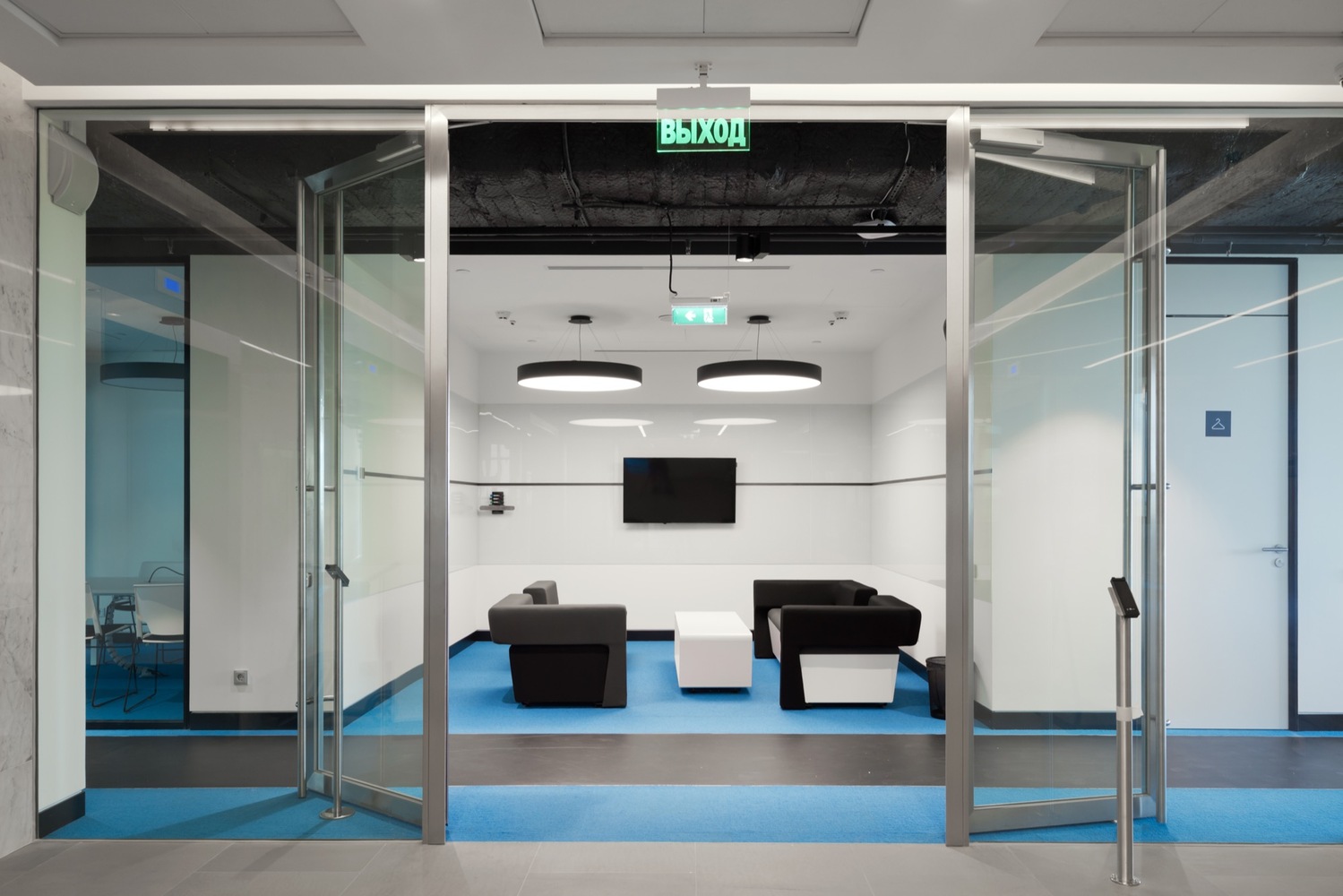 阿迪达斯体育之家-65