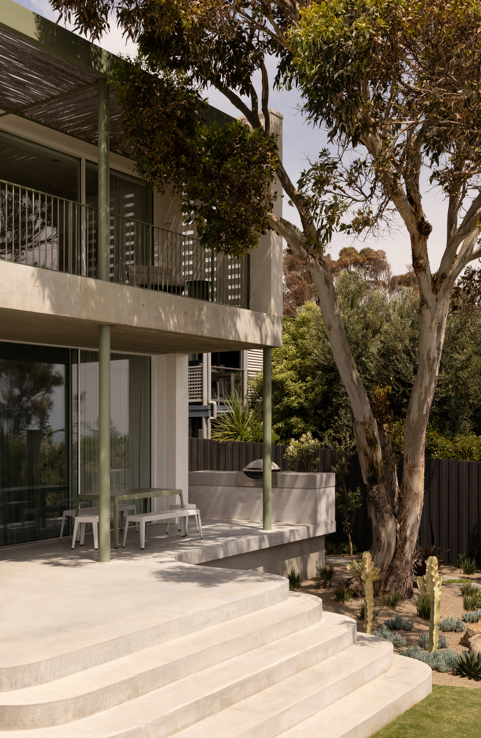 Horizon House    / InForm-29