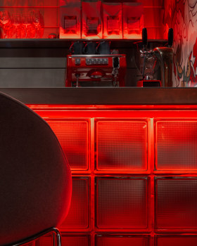 未提及（可暂命名为圣彼得堡某水烟休闲咖啡馆）丨俄罗斯圣彼得堡