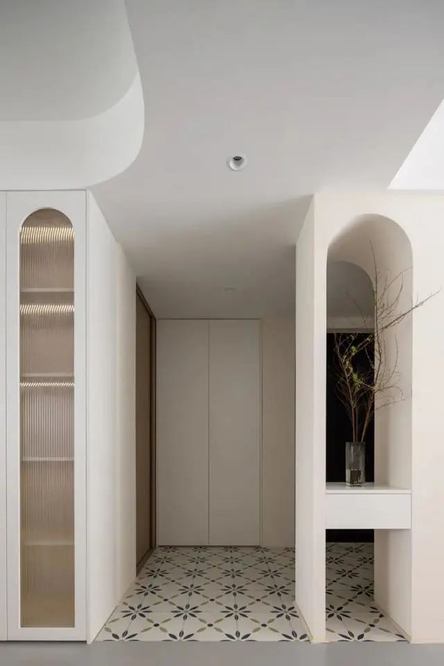 140㎡现代奶油风住宅设计-31