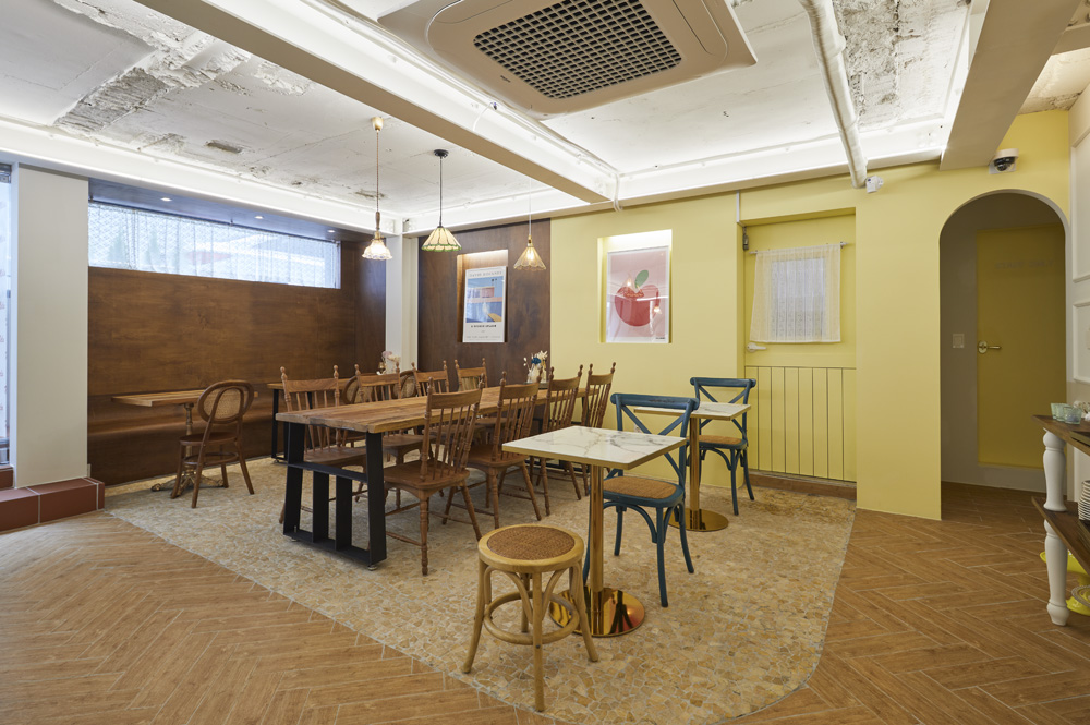 白色木质打造舒适住宅，Mela 设计师的 19 平米奇迹-2