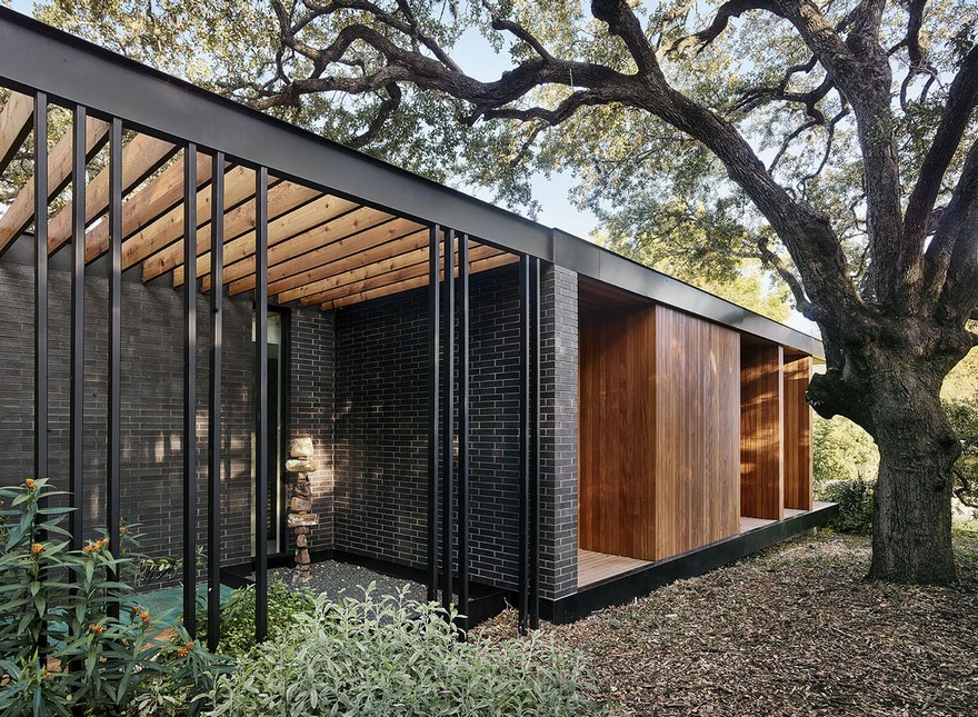 Paramount Residence Featuring an Elegant Exterior Coupled with a Colorful and Nuanced Interior-1