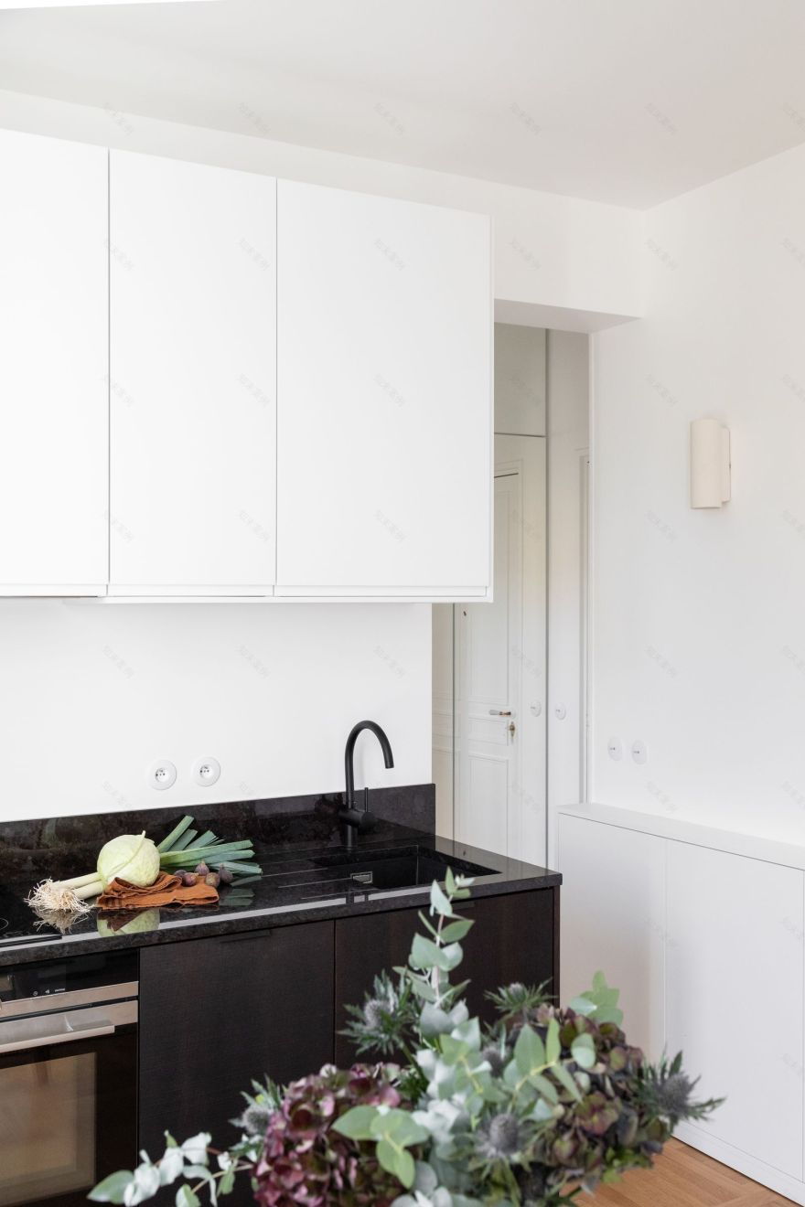 巴黎蒙马特25平米魅力小公寓丨法国巴黎丨Boclaud Architecture-43