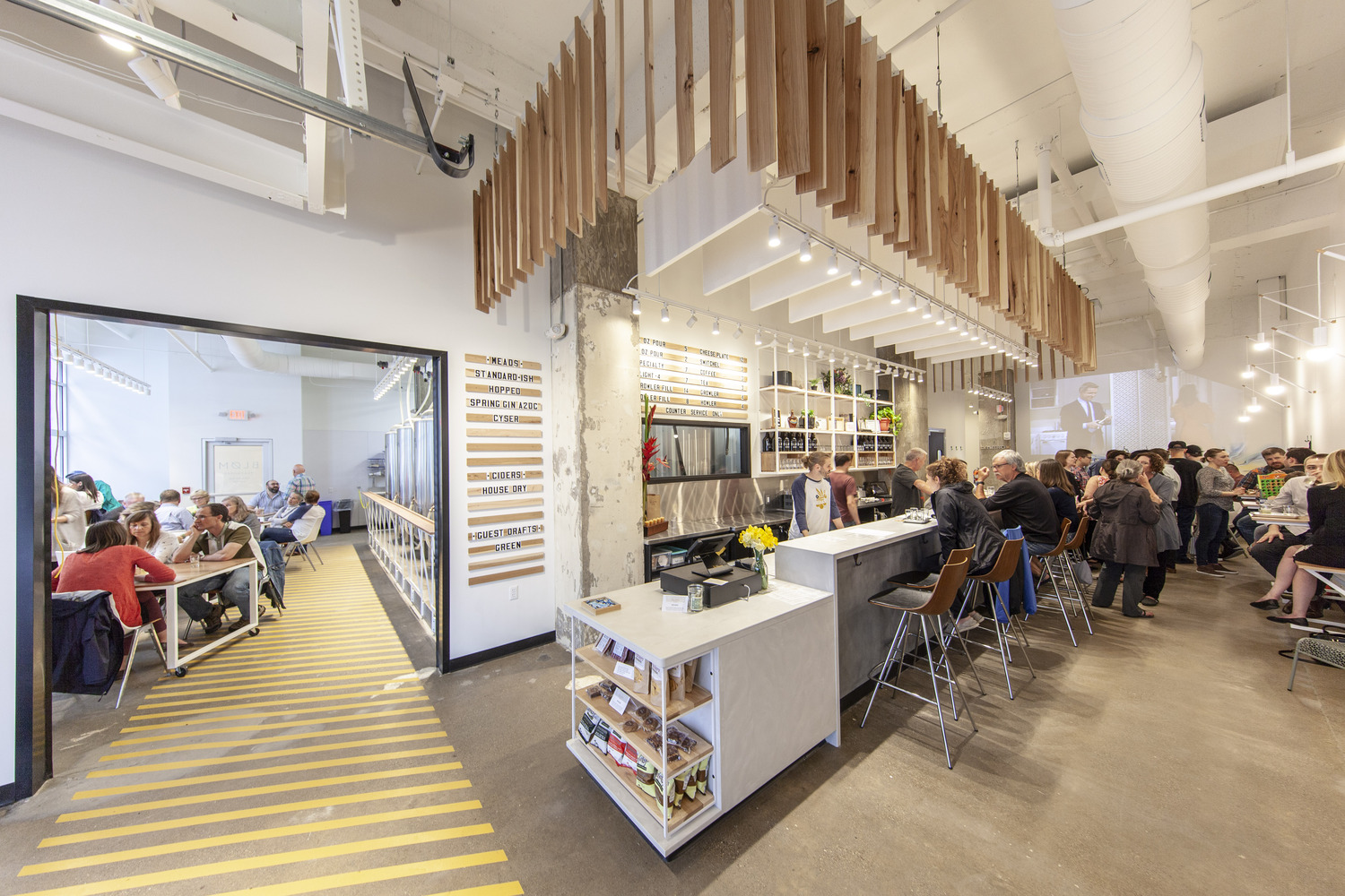 布洛姆米德沃克斯-43