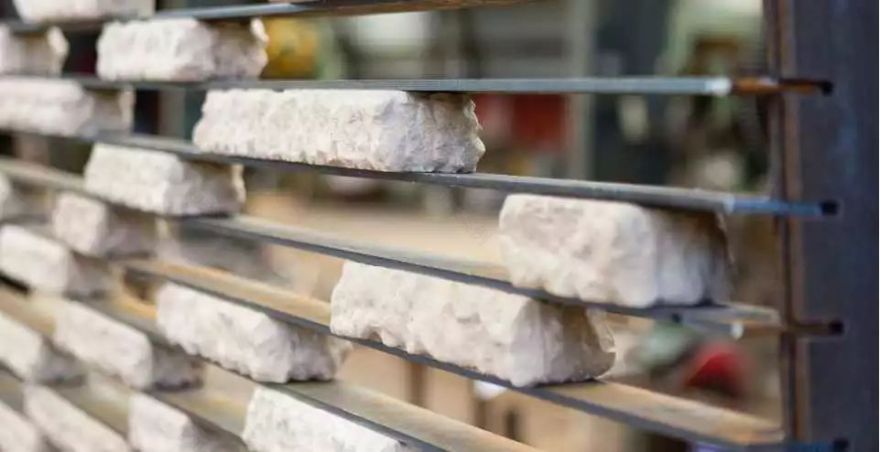 英良石材档案馆 | 废旧厂房的蜕变,石材与钢材的现代对话-7