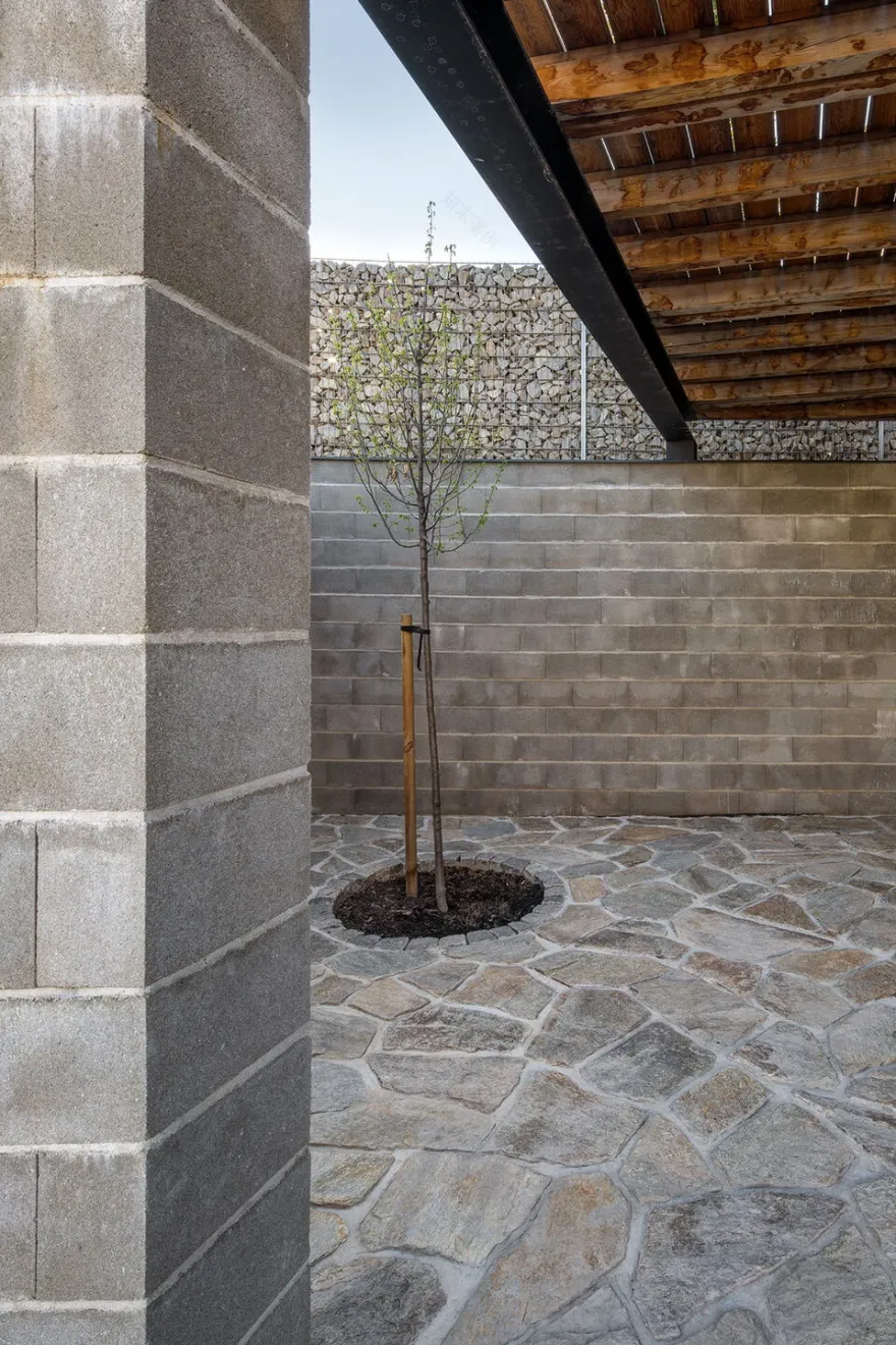 无花园的房子 REBEL 住宅丨捷克丨boq architekti-21