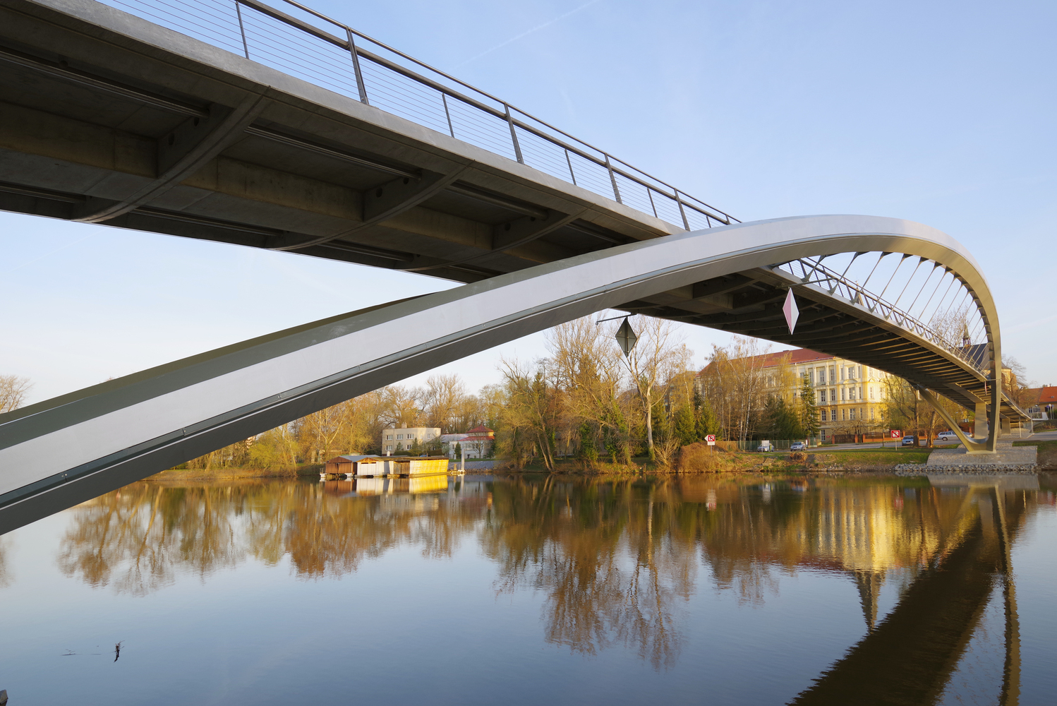 捷克 Nymburk 人行天桥丨Strasky,Husty a partneri (SHP)-17