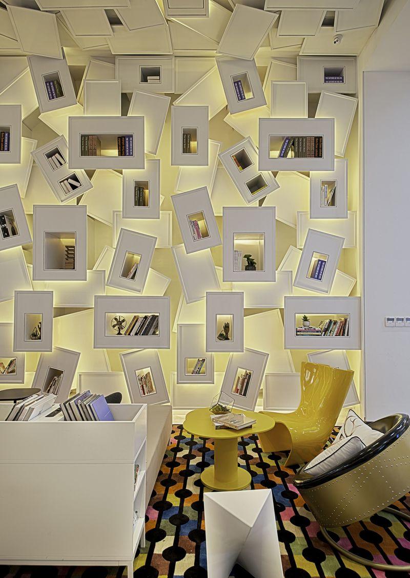 青岛万科桃花源售楼部 | 创新空间设计，彰显独特风格-15