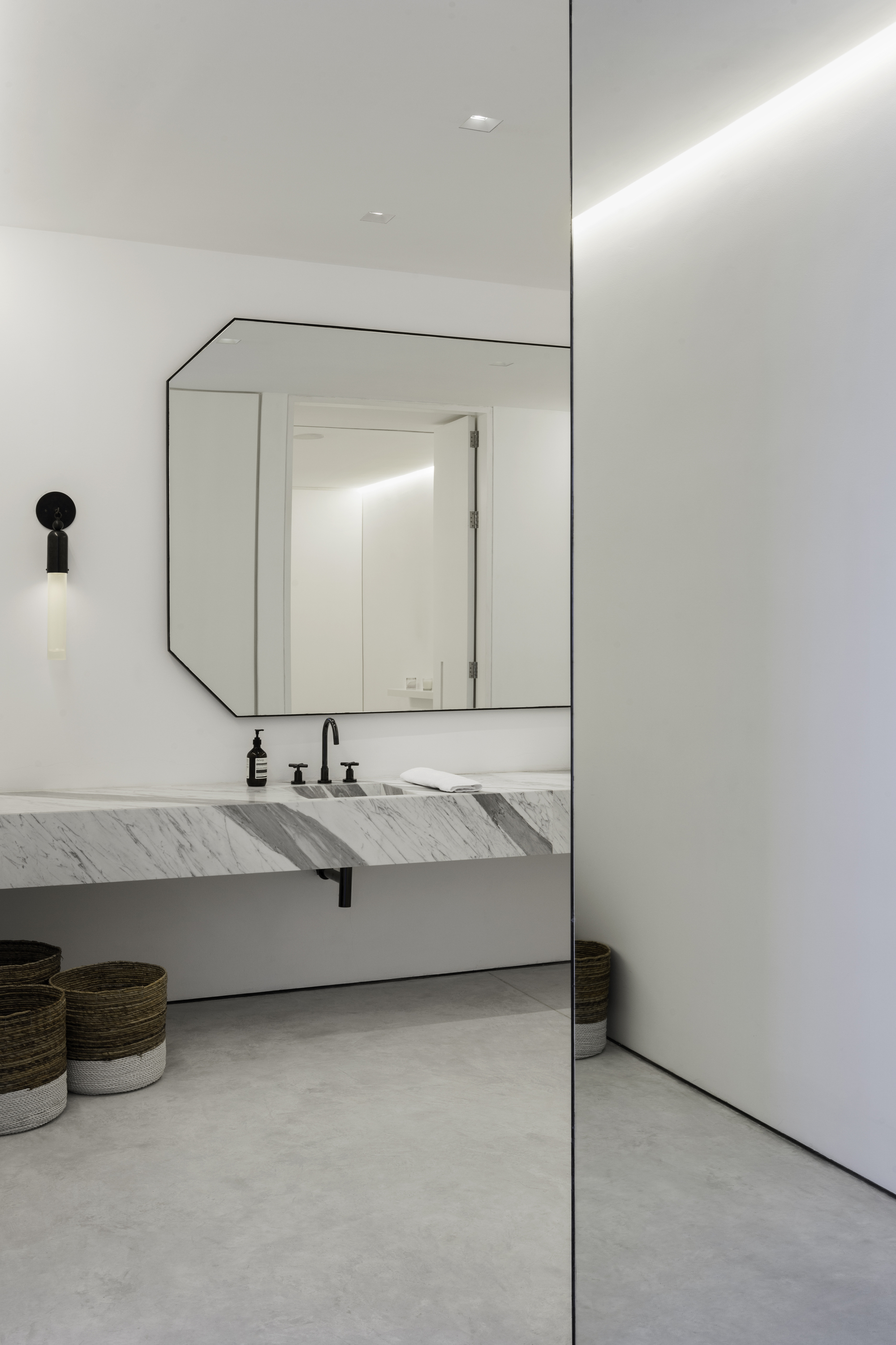 掩埋的房屋丨乌拉圭丨Kallos Turin-30