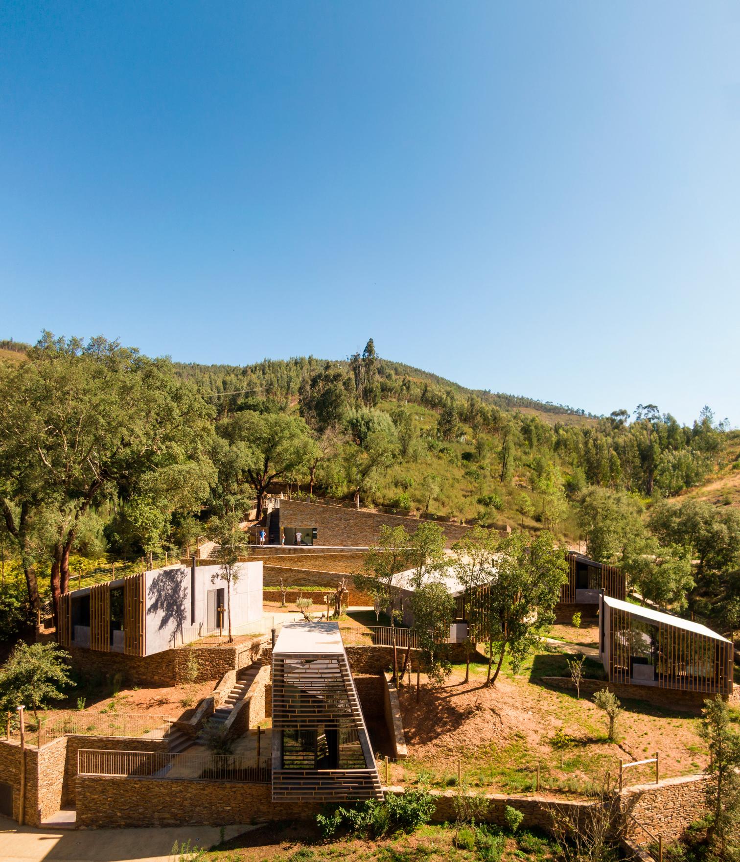 葡萄牙 Paradinha 森林度假屋丨波尔图 Summary-20